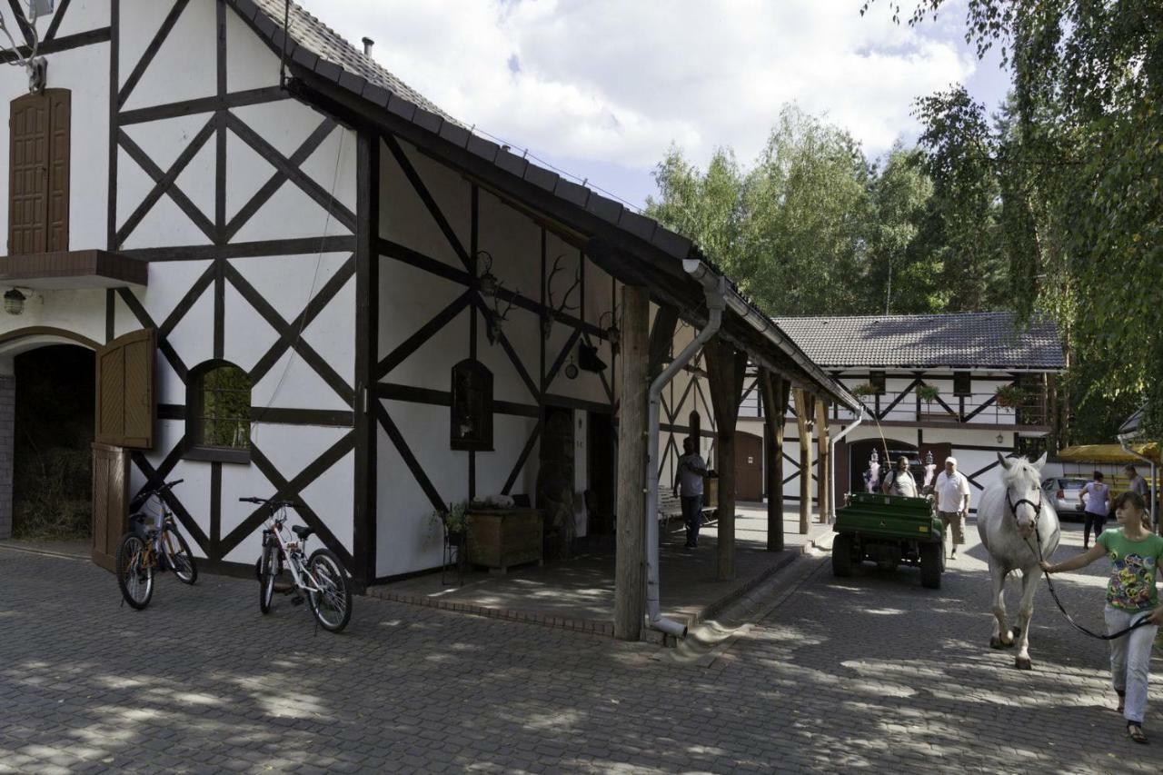Park Lesny 'U Kaczyny' Rogow Exterior foto