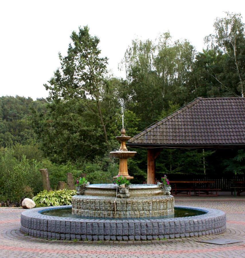 Park Lesny 'U Kaczyny' Rogow Exterior foto
